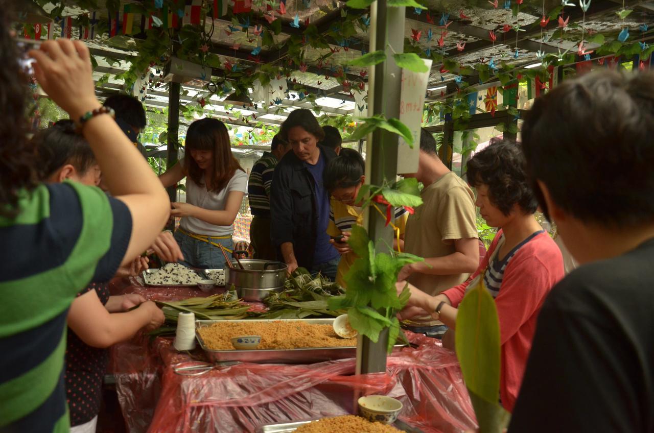 Shaoxing Laotaimen Luxun Native Place Youth Hostel Exterior photo